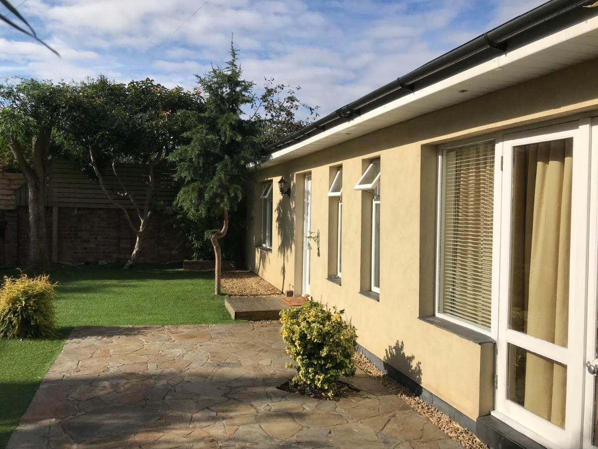 The Coach House Apartment Cardiff Exterior photo
